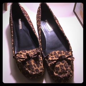 BCBG suede flats.